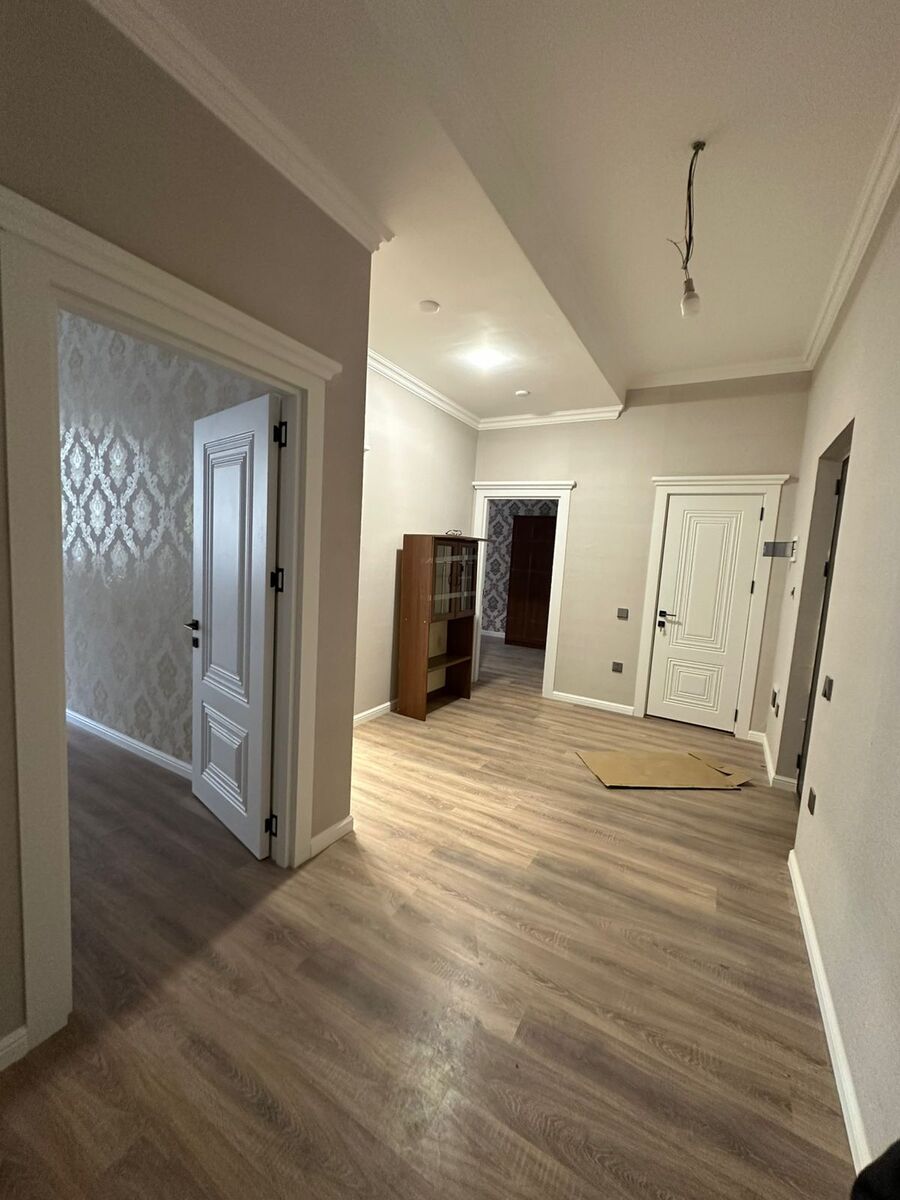 Satılır 3 otaqlı yeni tikili 110 m² — Mənzil, Bakı (2)