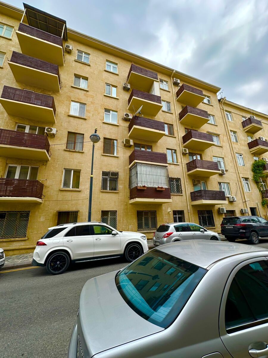 Satılır 1 otaqlı köhnə tikili 32 m² — Mənzil, Bakı (10)