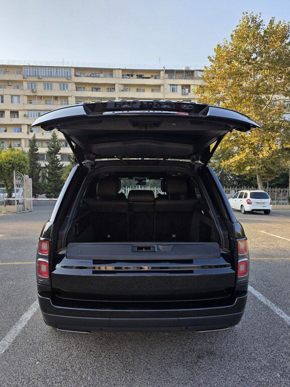 Land Rover Range Rover, 3.0 L, 2018 il, 83 000 km — Avtomobillər, Bakı (9)