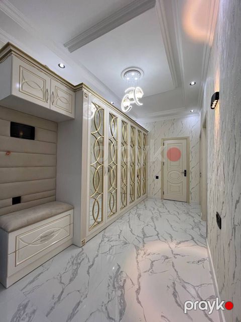 İcarəyə verilir 3 otaqlı yeni tikili 90 m²