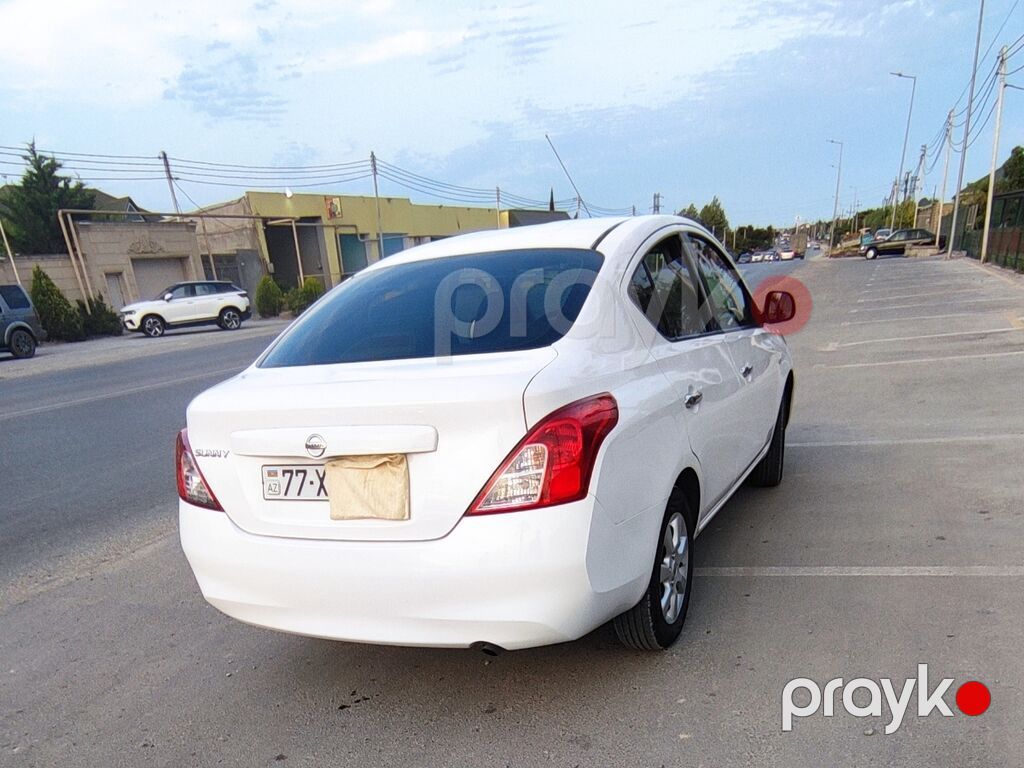 Nissan Sunny: 1.5 l 2014 il Sedan — Avtomobillər, Bakı (7)