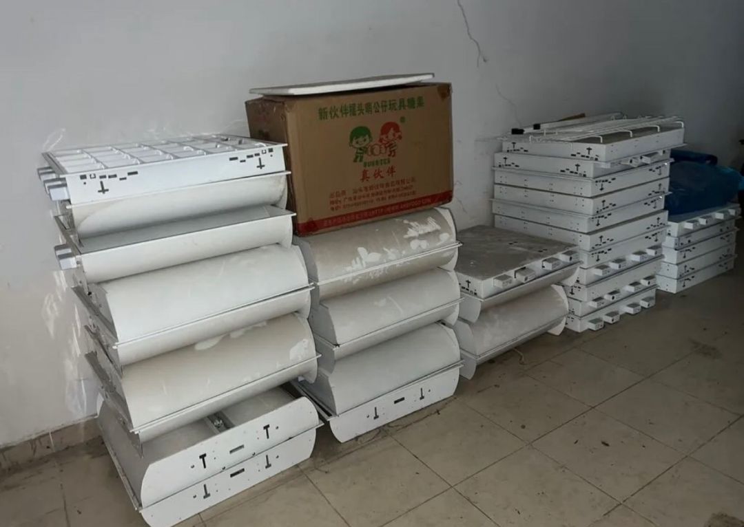 Spotlar — İşıqlandırma, Bakı (3)