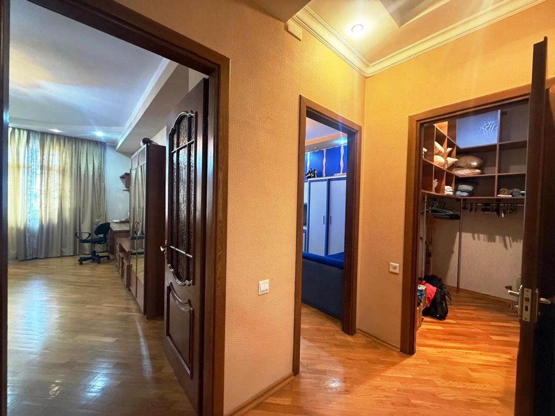 Satılır 4 otaqlı yeni tikili 208 m² — Mənzil, Bakı (6)