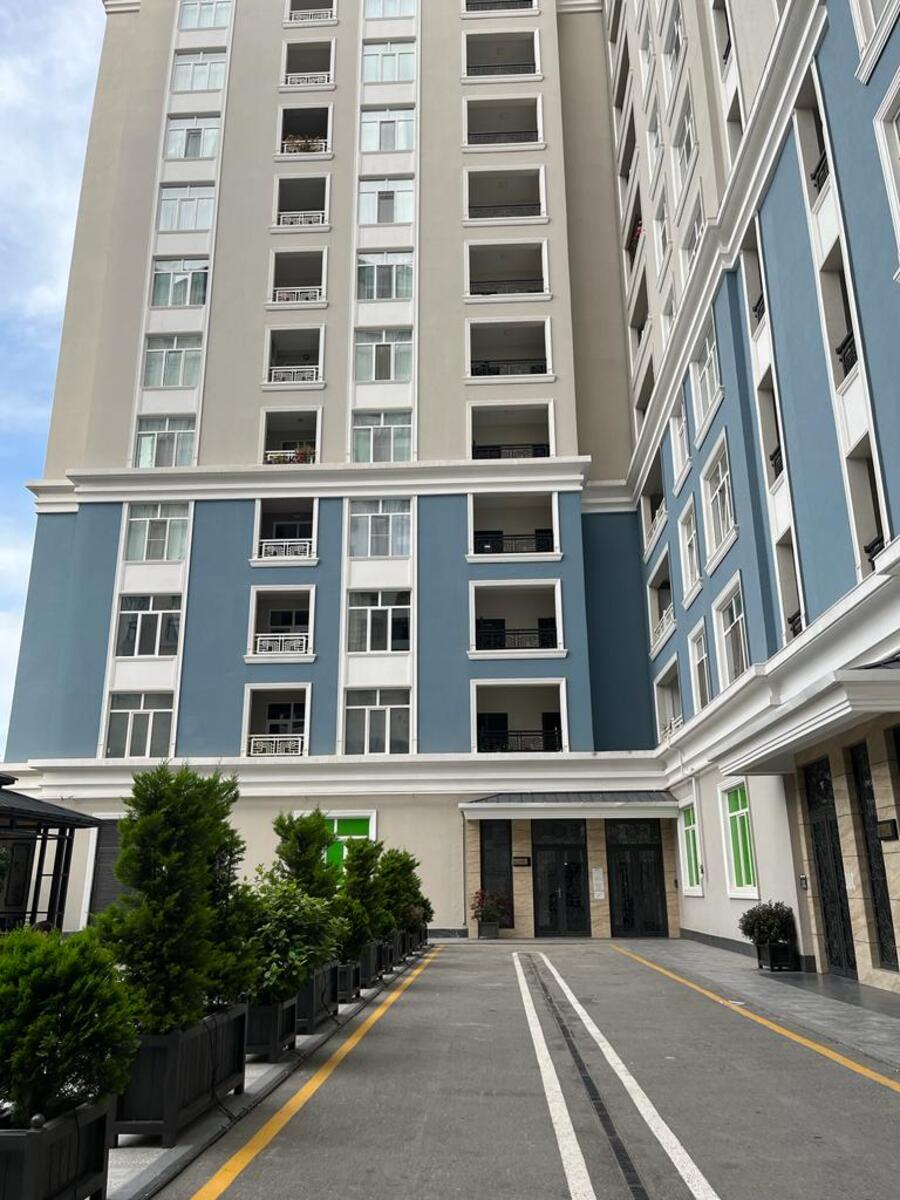 Satılır 5 otaqlı yeni tikili 272 m² — Mənzil, Bakı (2)
