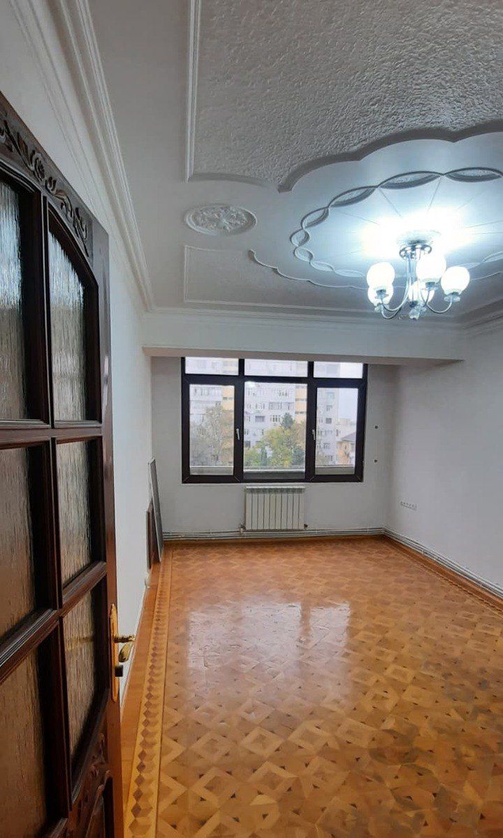 İcarəyə verilir 2 otaqlı köhnə tikili 65 m² — Mənzil, Bakı (6)