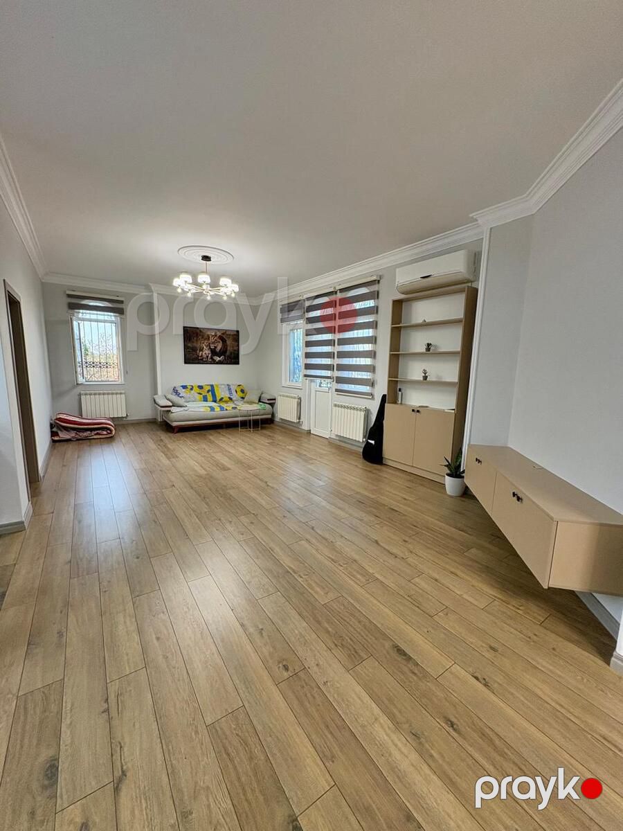 Satılır 6 otaqlı həyət evi/bağ evi 250 m² — Ev, villa, Bakı (7)