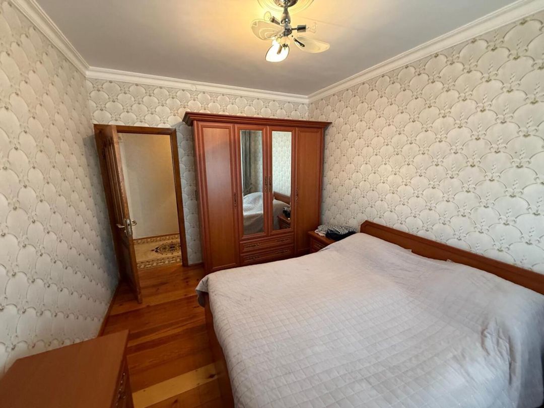 Satılır 5 otaqlı köhnə tikili 110 m² — Mənzil, Bakı (3)