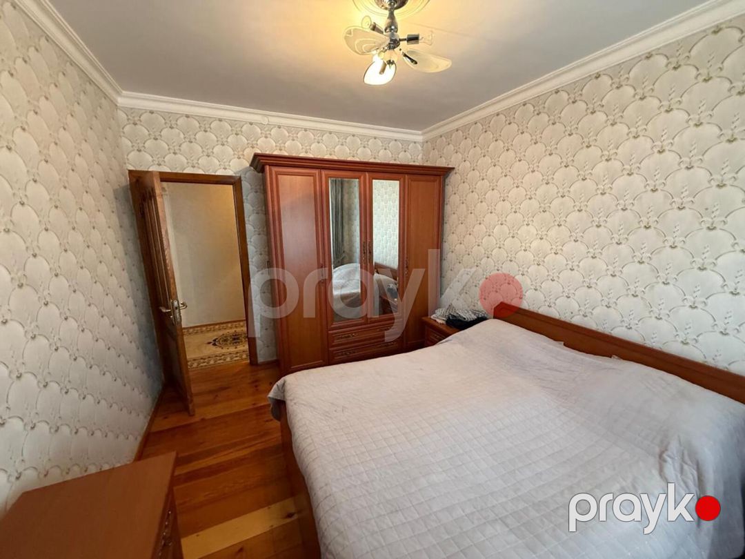 Satılır 5 otaqlı köhnə tikili 110 m² — Mənzil, Bakı (3)