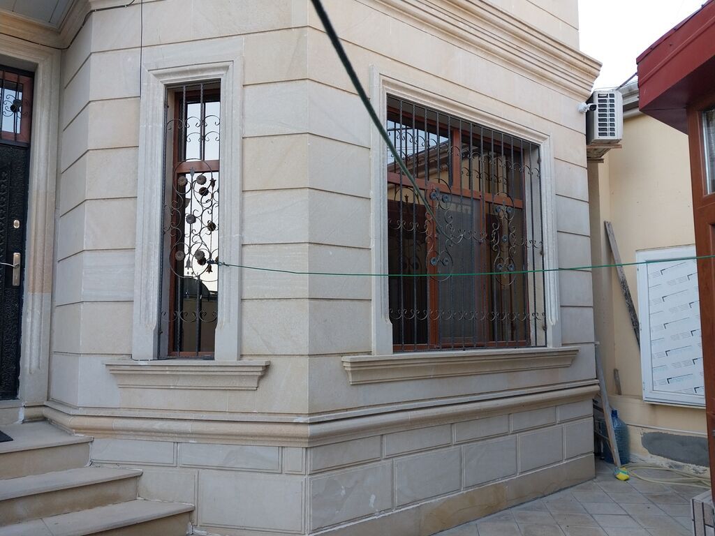 Satılır şəhər daxilində çox gözəl və rahat həyət evi VİP Villa Çox — Daşınmaz əmlak, Bakı (4)