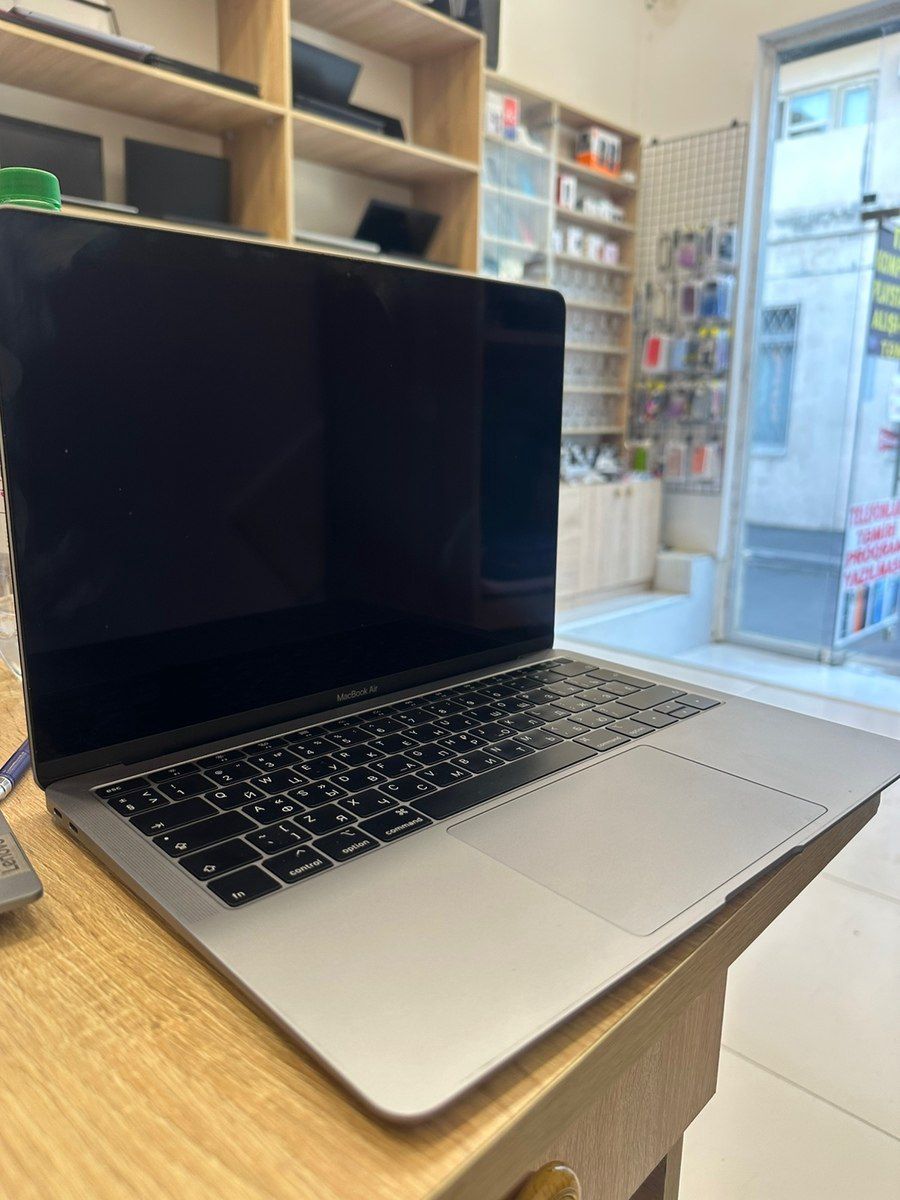 Apple Macbook Air SSD 256GB, RAM 8GB — Elektronika, Bakı (4)
