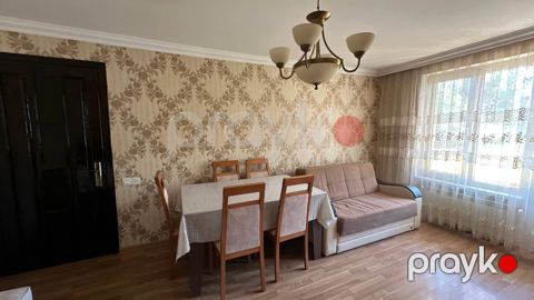 Satılır 2 otaqlı köhnə tikili 50 m²