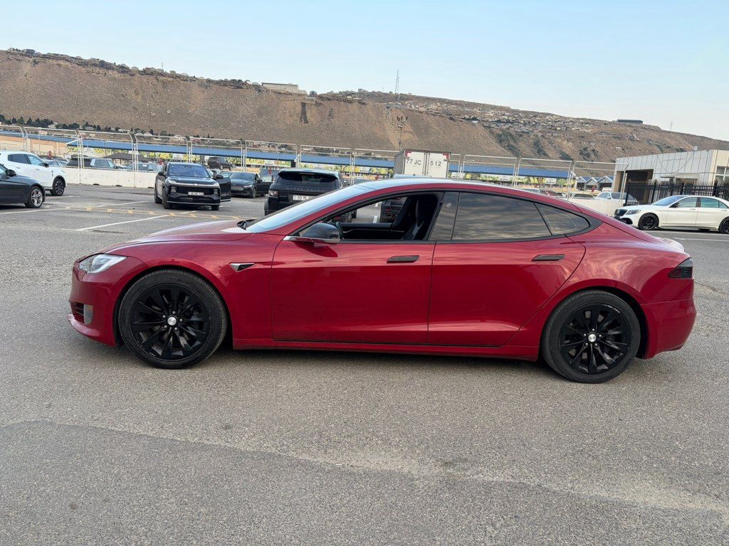 Tesla Model S, 75 kWh, 2016 il, 146 000 km — Avtomobillər, Bakı (2)