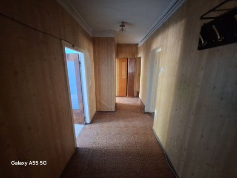 Satılır 3 otaqlı köhnə tikili 60 m² — Bakı
