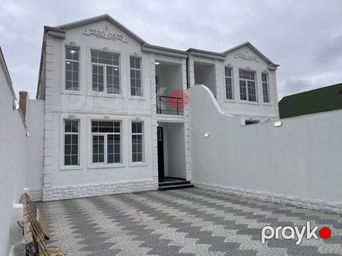 Satılır 4 otaqlı həyət evi/bağ evi 180 m²