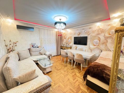 Satılır 3 otaqlı köhnə tikili 85 m² — Bakı