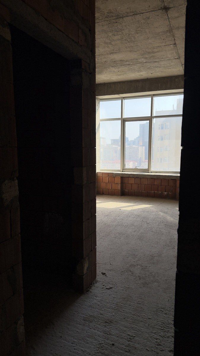Satılır 4 otaqlı yeni tikili 251.4 m² — Mənzil, Bakı (6)