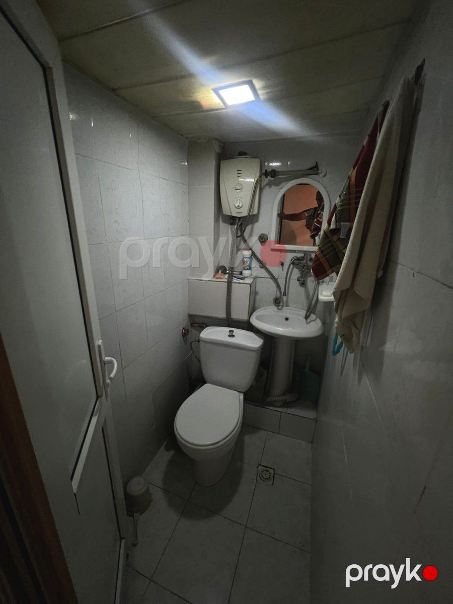 Satılır 1 otaqlı köhnə tikili 33 m² — Mənzil, Bakı (4)