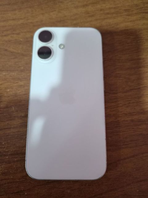 IPhone 16, 256 GB, Ağ, Barmaq izi, Face ID — Ağdaş