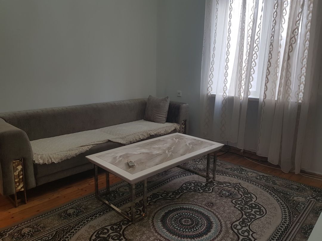 Satılır 2 otaqlı köhnə tikili 33 m² — Mənzil, Bakı (2)