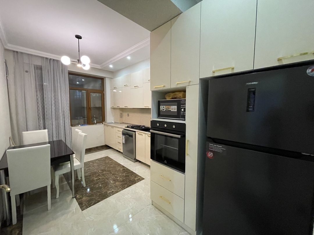 İcarəyə verilir 3 otaqlı yeni tikili 120 m² — Mənzil, Bakı (10)