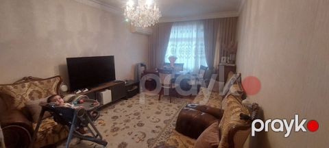 Satılır 4 otaqlı köhnə tikili 100 m²