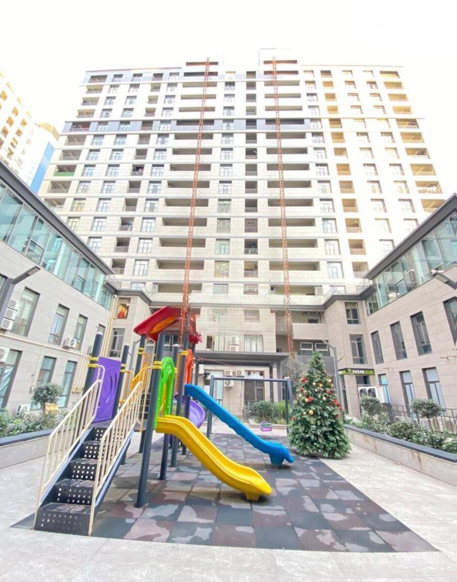 Satılır 4 otaqlı yeni tikili 212 m² — Mənzil, Bakı