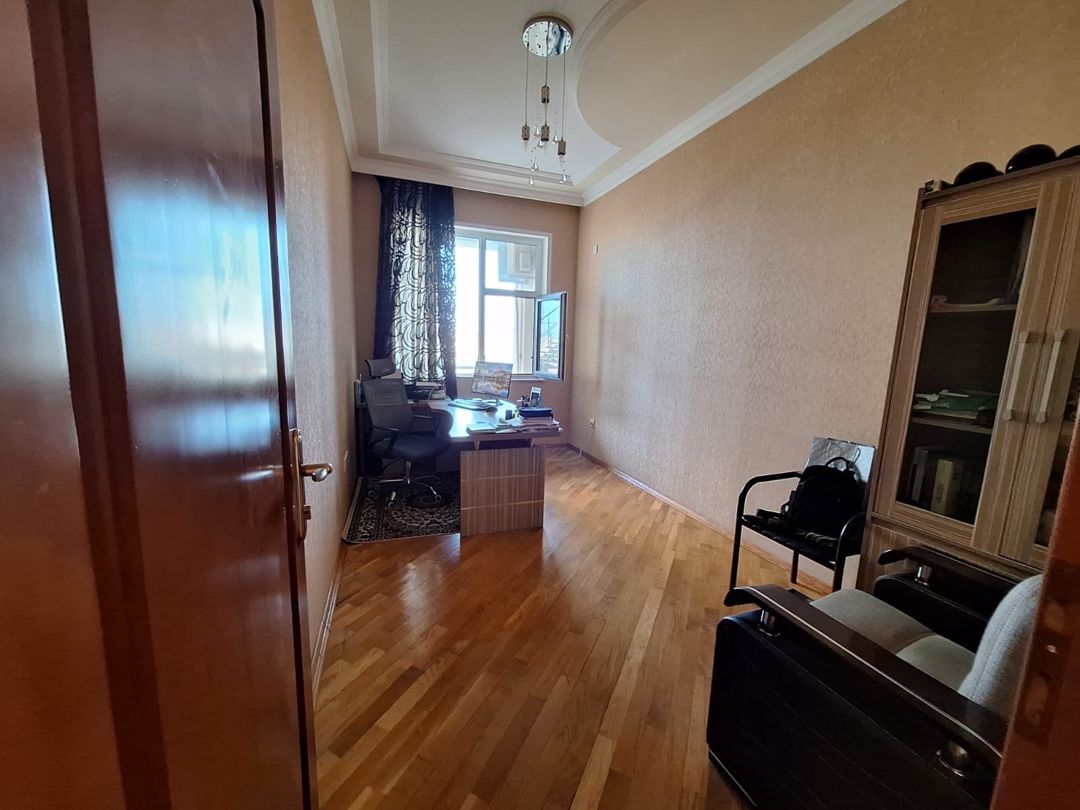 Satılır 3 otaqlı yeni tikili 165 m² — Mənzil, Bakı (2)