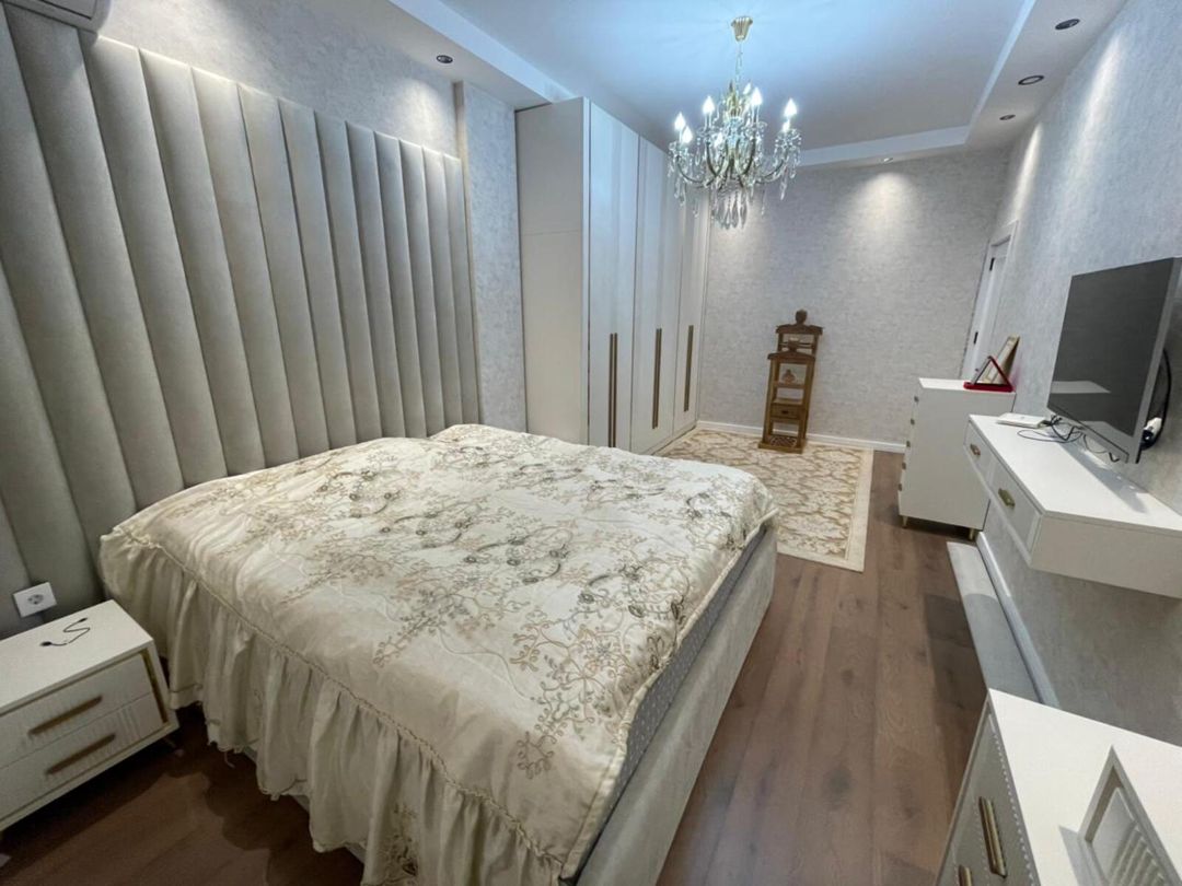 Satılır 4 otaqlı yeni tikili 192 m² — Mənzil, Bakı (9)