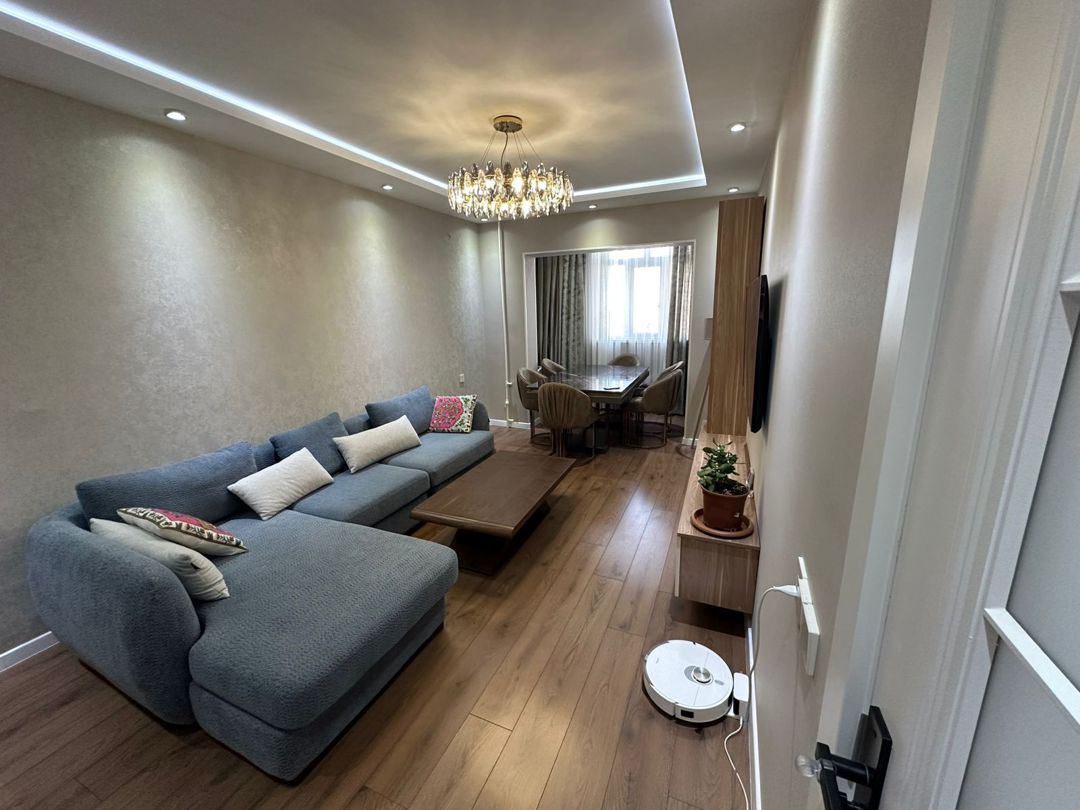 Satılır 2 otaqlı köhnə tikili 75 m² — Mənzil, Bakı