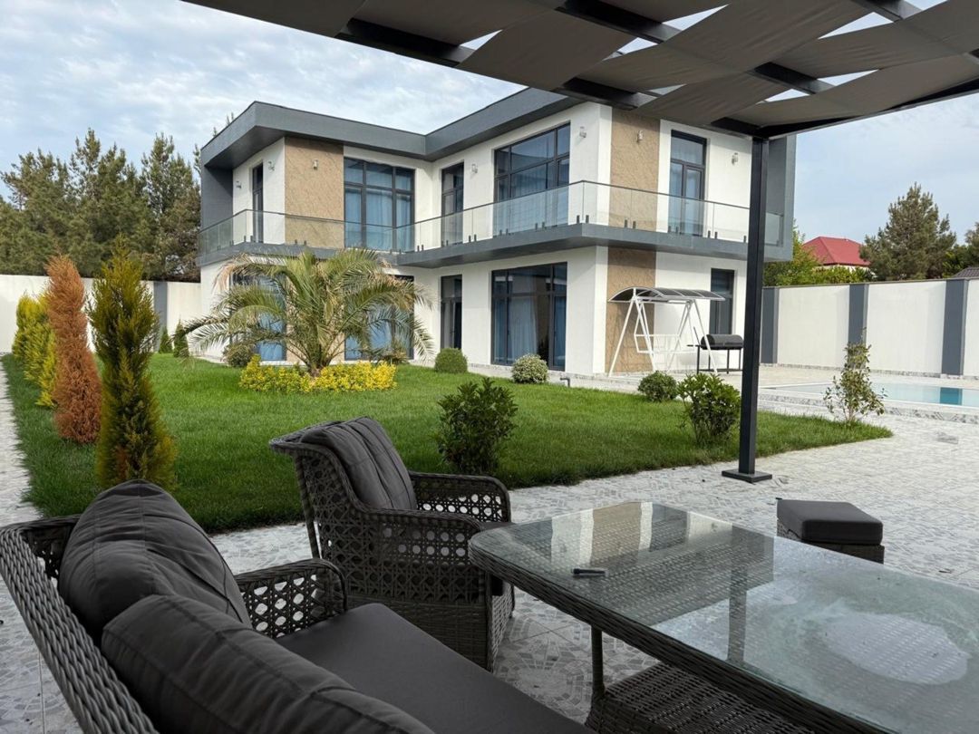 Satılır 5 otaqlı həyət evi/bağ evi 250 m² — Ev, villa, Bakı