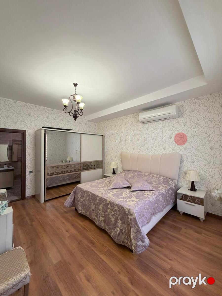 Satılır 5 otaqlı həyət evi/bağ evi 200 m² — Ev, villa, Bakı (12)