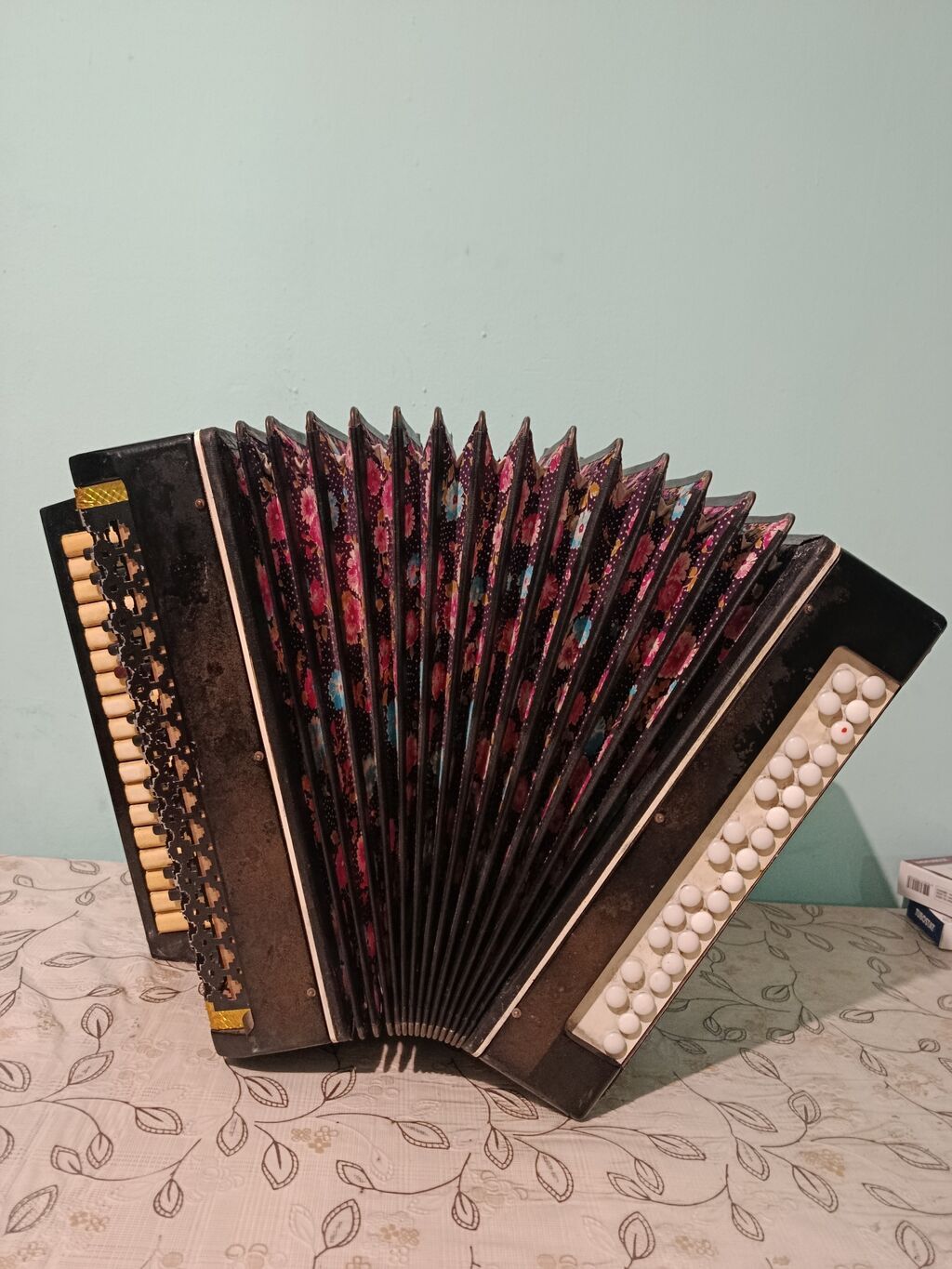 Akustik Akkordeon, İşlənmiş, Ünvandan götürmə — Musiqiə alətləri, Bakı (4)