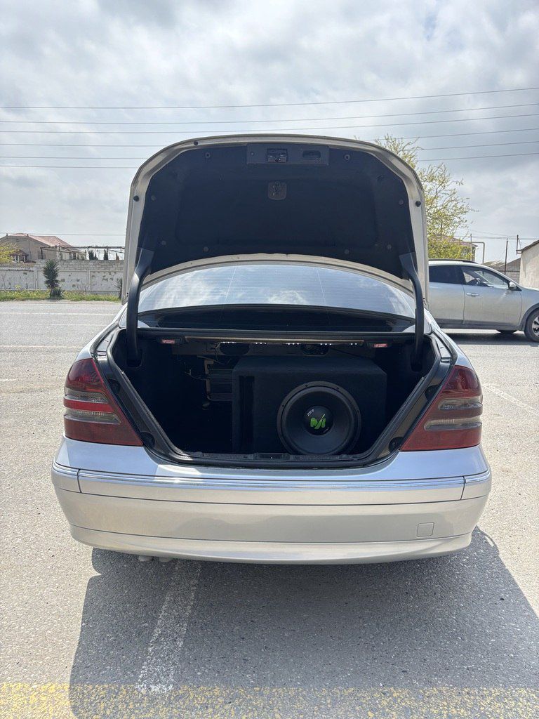 Mercedes C 200, 2.2 L, 2002 il, 528 604 km — Avtomobillər, Bakı (8)