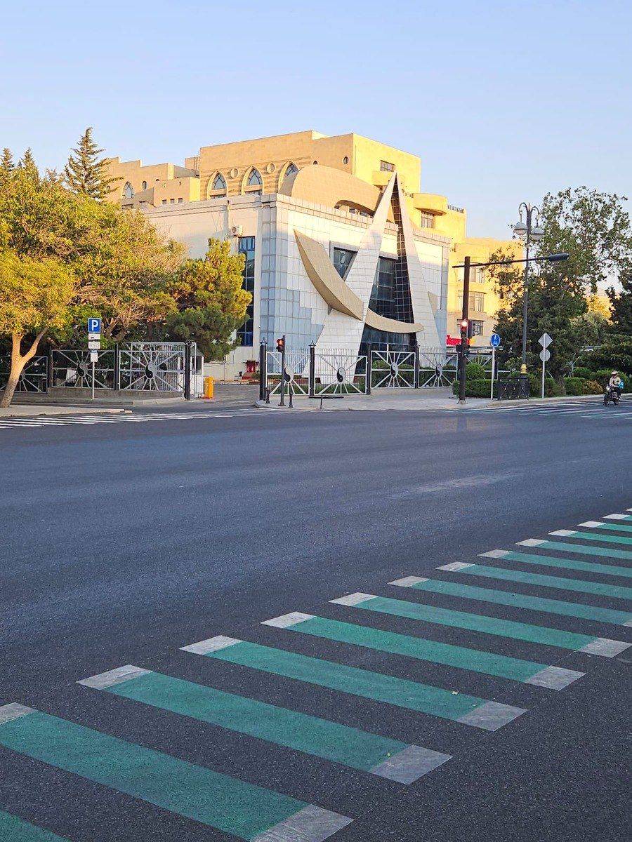 Satılır 4 otaqlı köhnə tikili 90 m² — Mənzil, Bakı (3)