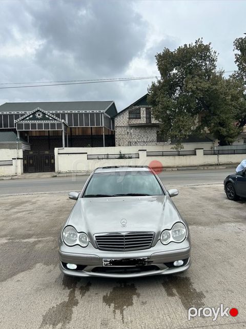 Mercedes C 230, 2.5 L, 2006 il, 174 250 km
