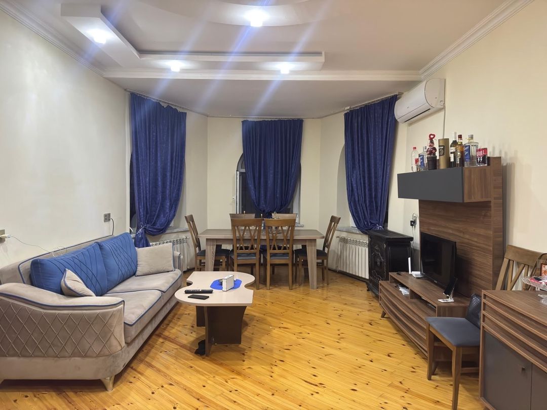 Satılır 5 otaqlı həyət evi/bağ evi 210 m² — Ev, villa, Bakı (5)