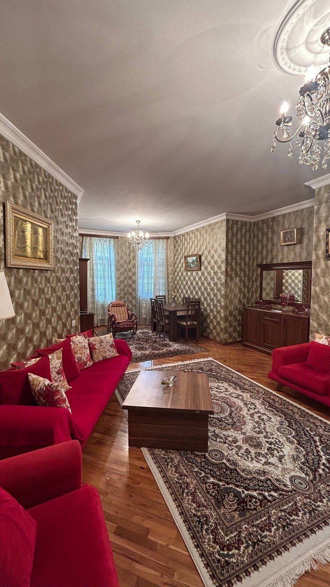 Satılır 4 otaqlı həyət evi/bağ evi 150 m² — Ev, villa, Bakı (9)