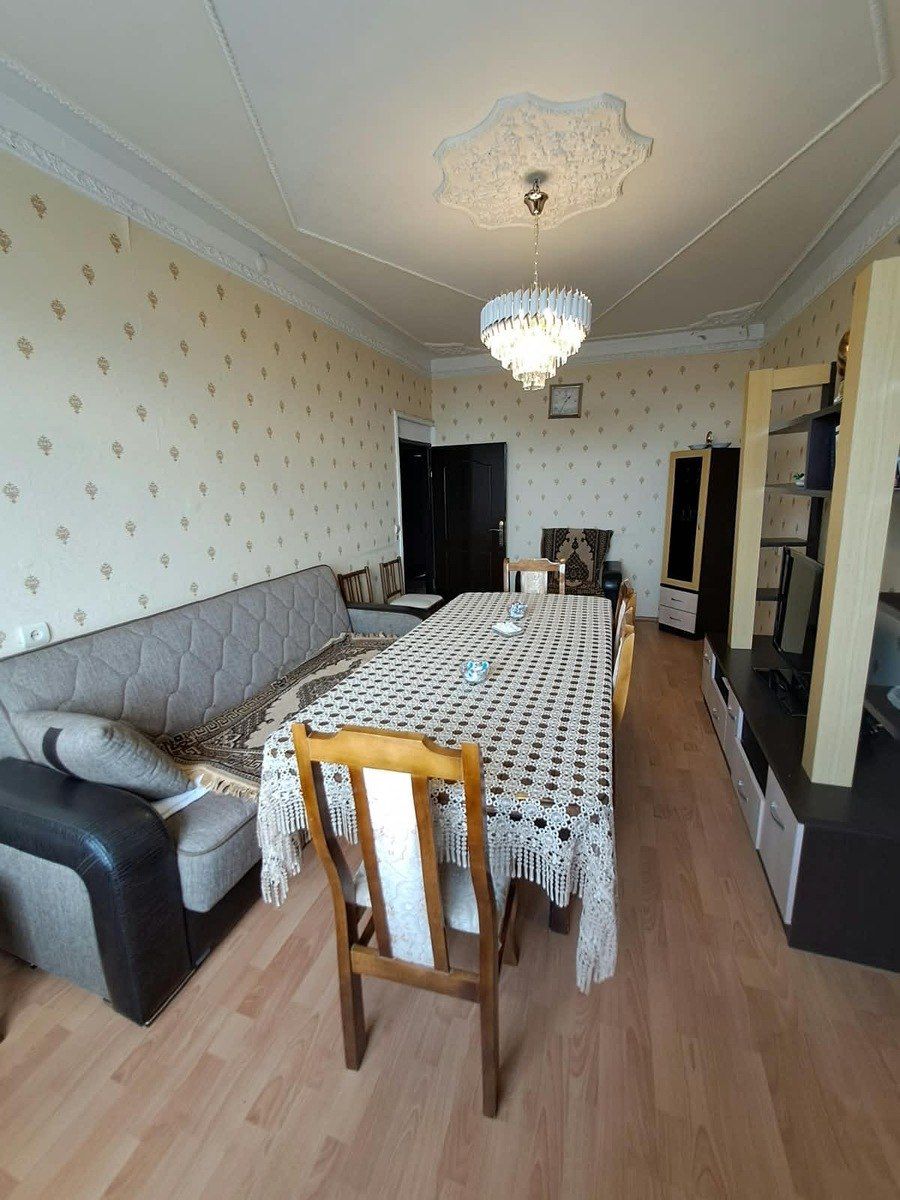 Satılır 3 otaqlı köhnə tikili 80 m² — Mənzil, Bakı (2)