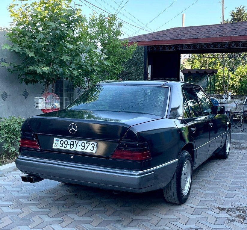 Mercedes 230 E, 2.3 L, 1993 il, 400 000 km — Avtomobillər, Bakı (2)