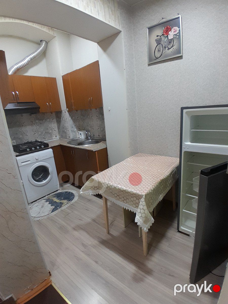 Satılır 2 otaqlı köhnə tikili 35 m² — Mənzil, Bakı (5)