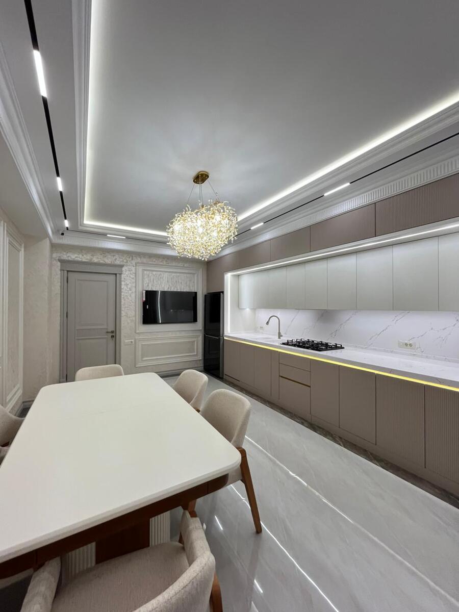 Satılır 4 otaqlı yeni tikili 233 m² — Mənzil, Bakı (9)