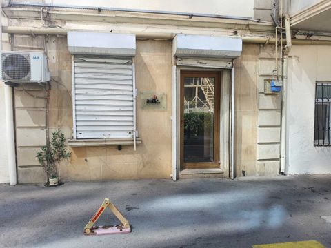 Satılır obyekt 30 m² — Bakı