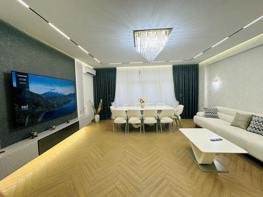 Satılır 4 otaqlı yeni tikili 178 m² — Mənzil, Bakı (2)