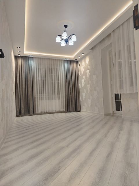 3-otaqlı mənzil, Nəsrəddin Tusi küç., 65 m² — Bakı