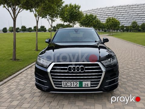 Audi Q7, 2.0 L, 2019 il, 185 000 km