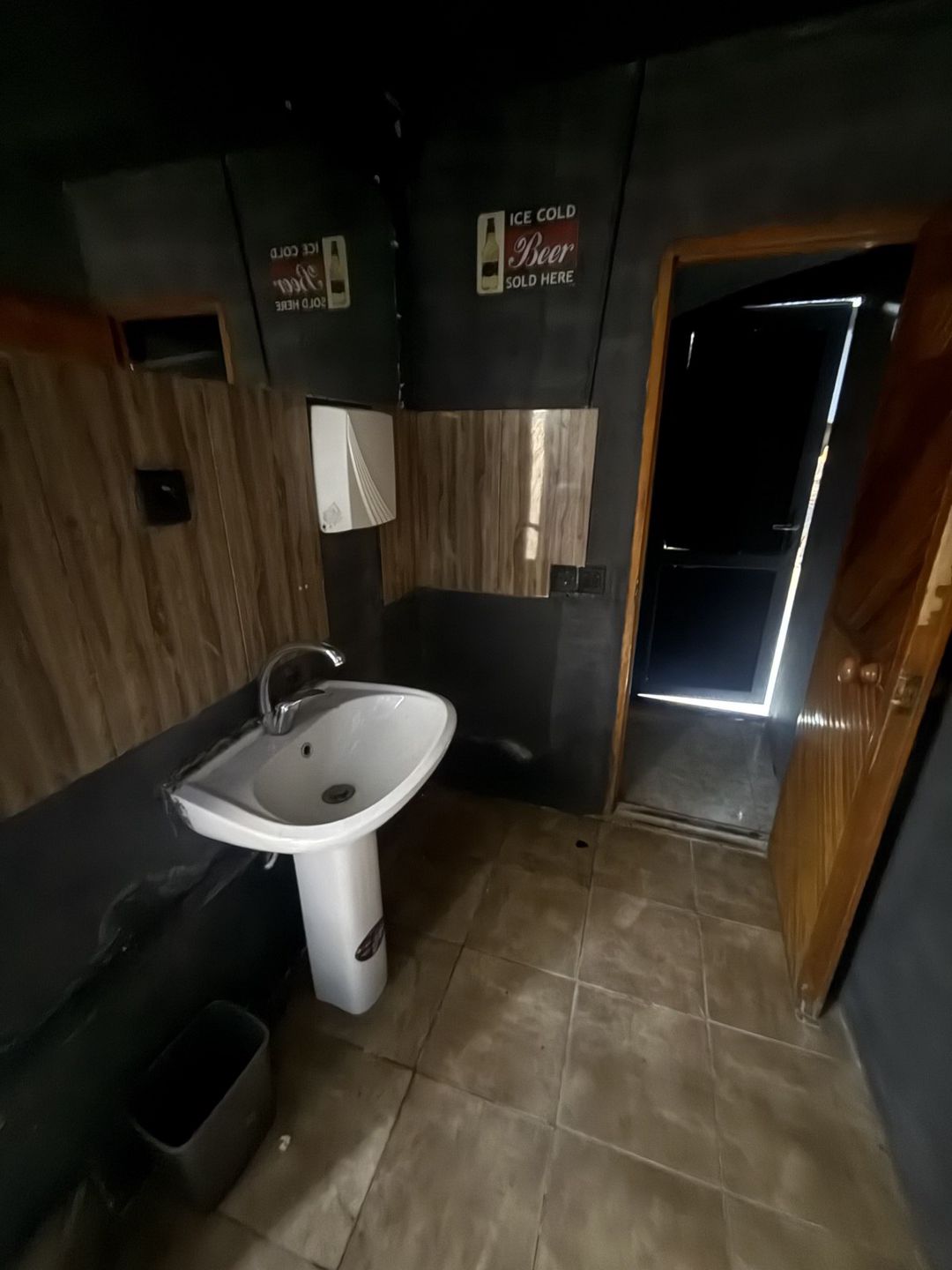 Satılır obyekt 130 m² — Əmlak, Bakı (9)