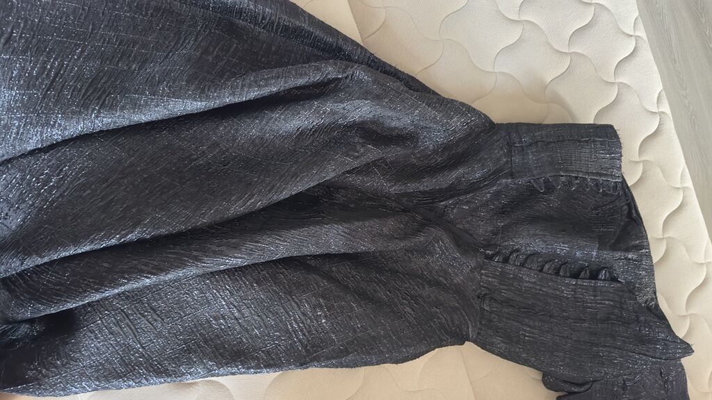 Bahar Dress gecə geyimi – zərif qara rəngdə, asimmetrik birqollu — Şəxsi əşyalar, Mingəçevir (4)