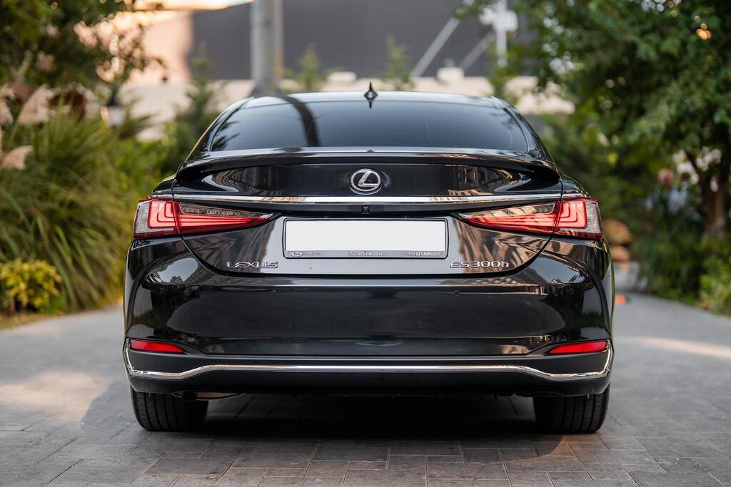 Lexus ES 300h, 2.5 L, 1.3 kWh, 2023 il, 19 000 km — Avtomobillər, Bakı (2)
