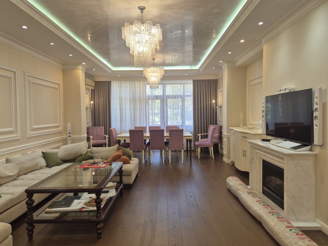 Satılır 4 otaqlı yeni tikili 242 m² — Mənzil, Bakı (2)