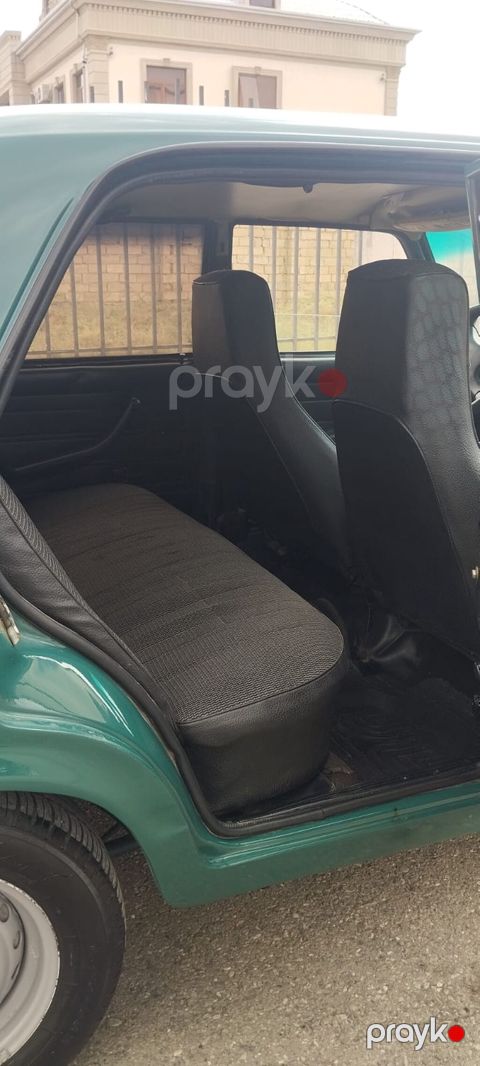 VAZ (Lada) 2107: 0.5 l 2005 il Sedan